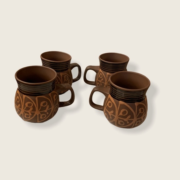 Mid Century Modern Stoneware Mugs - Picture 2 of 9